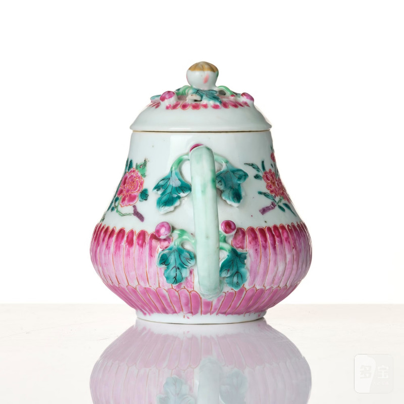 A famille rose tea pot with cover, - 图4